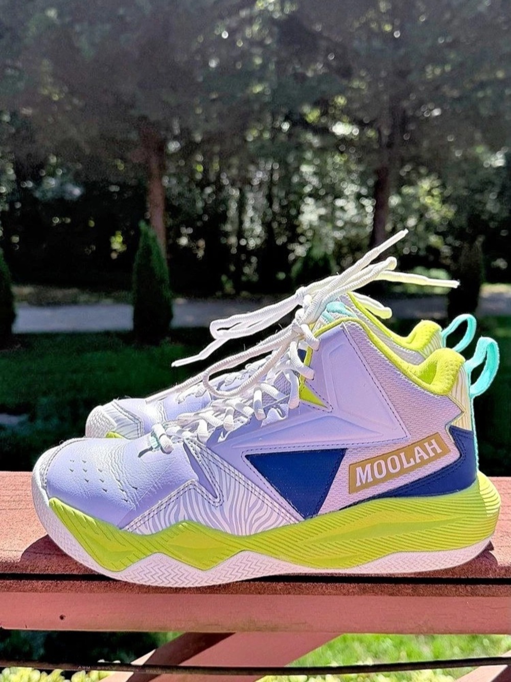 Moolah Kicks Press Break Youth Basketball Shoes Size 6Y Lilac Navy Green